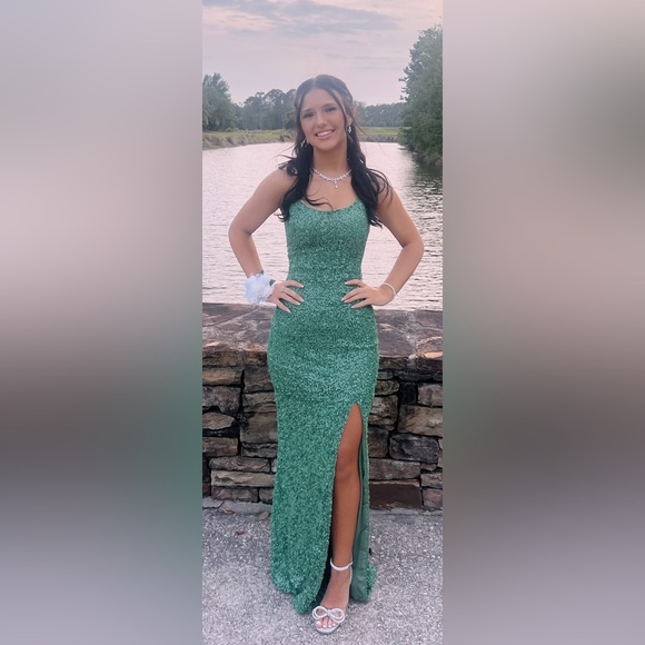 Primavera Couture Dresses & Skirts - Only wore once and dry cleaned. Beautiful aloe green dress